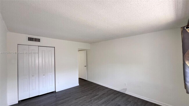 Building Photo - 4670 NW 79th Ave