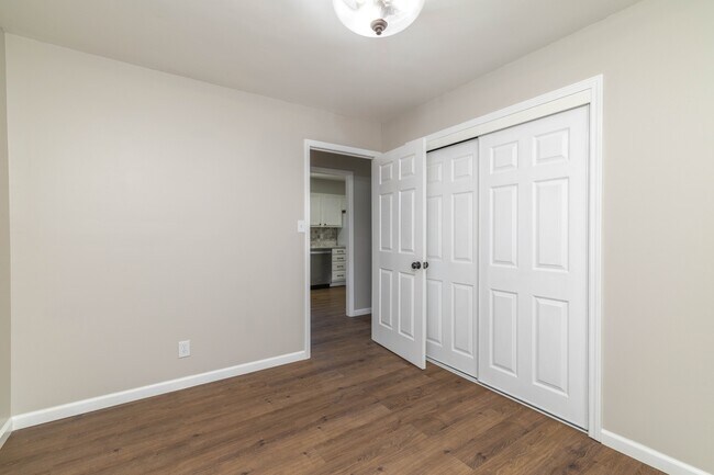 Building Photo - 4821 Gettysburg Rd