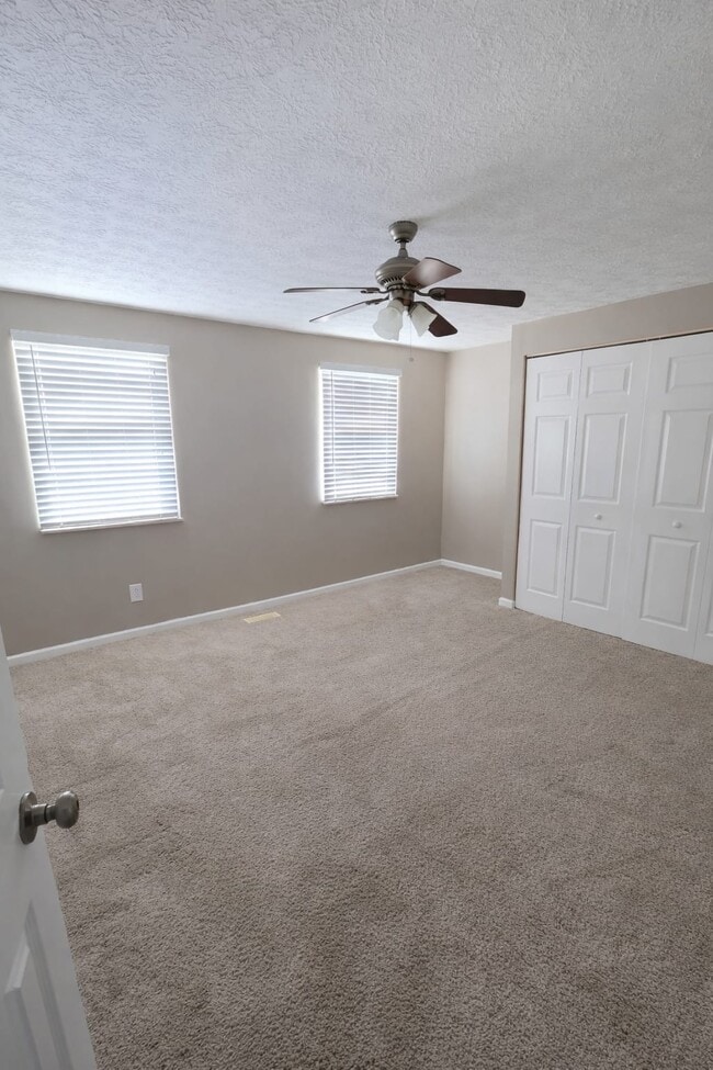 Building Photo - 1260 Komura Ct