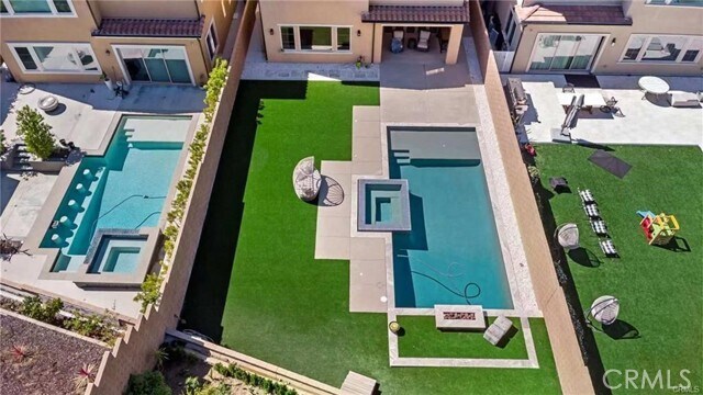 Building Photo - 52 Pedigree