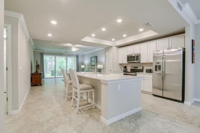 Building Photo - 10711 Palazzo Wy