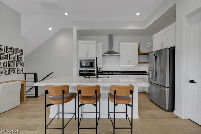 Building Photo - 3348 Esker Rdg Ave