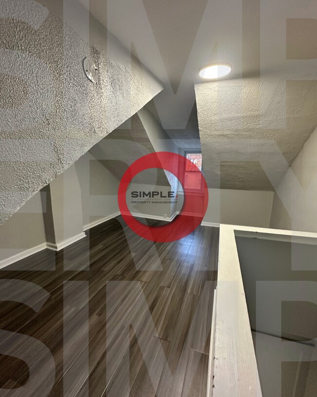 Building Photo - Three Bedroom one bath with off street parking