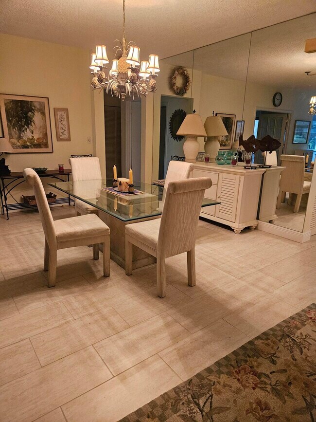 Building Photo - 404 Mainsail Cir