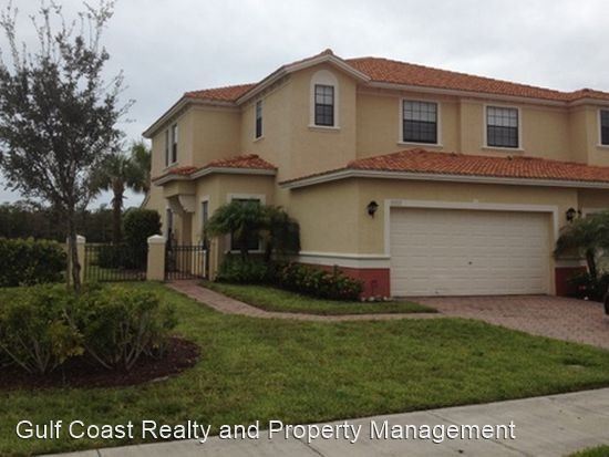 Primary Photo - 3 br, 2.5 bath House - 15513 Summit Place ...