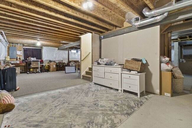 Building Photo - Located In Townsend Village