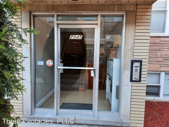 Building Photo - 3 br, 1.5 bath House - 7545 W Belden Ave #6