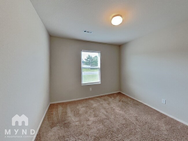 Building Photo - 307 Westwood Dr