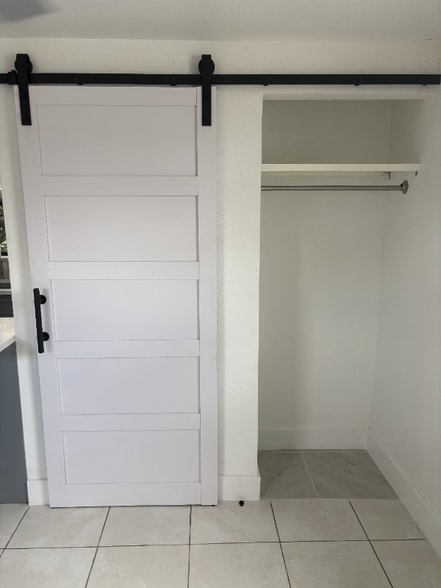 Building Photo - 4513 W Jean St