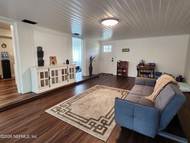 Building Photo - 7269 Balboa Rd