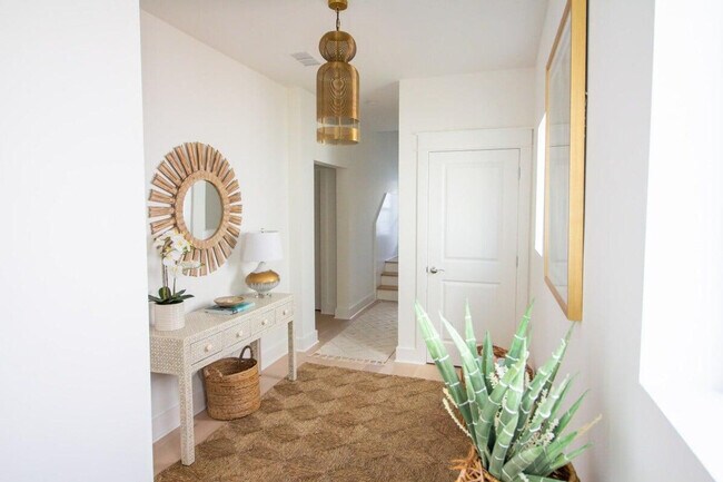 Building Photo - 141 Valdare Ln