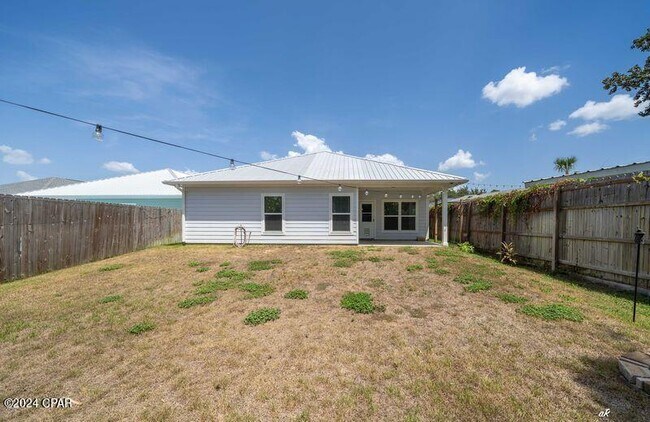 Building Photo - 4221 Catherine St