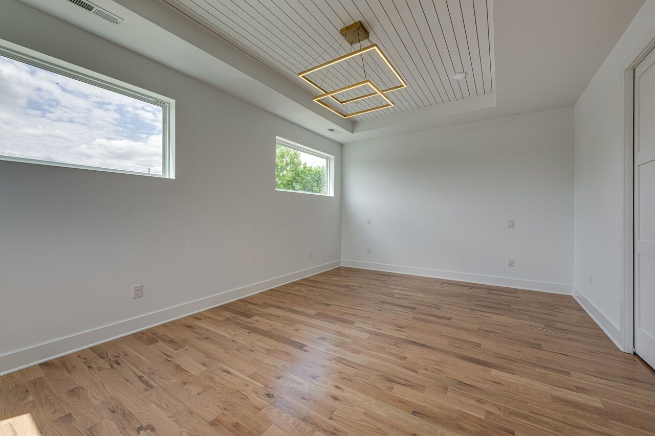 2nd Floor Master - 6003 Louisiana Ave