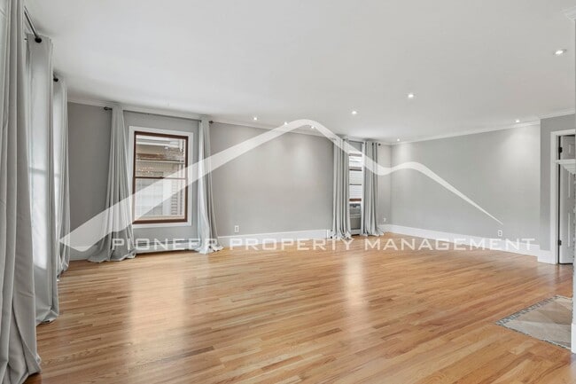 Building Photo - Charming 2-Bedroom + Office in the Histori...