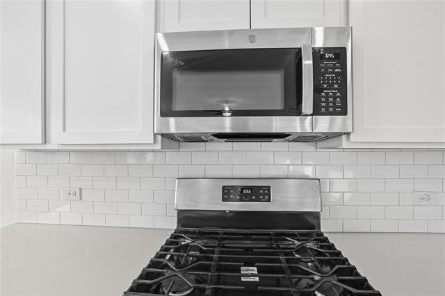 Building Photo - 14725 Mainstay Way