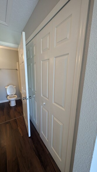 Building Photo - 2241 Burlington St