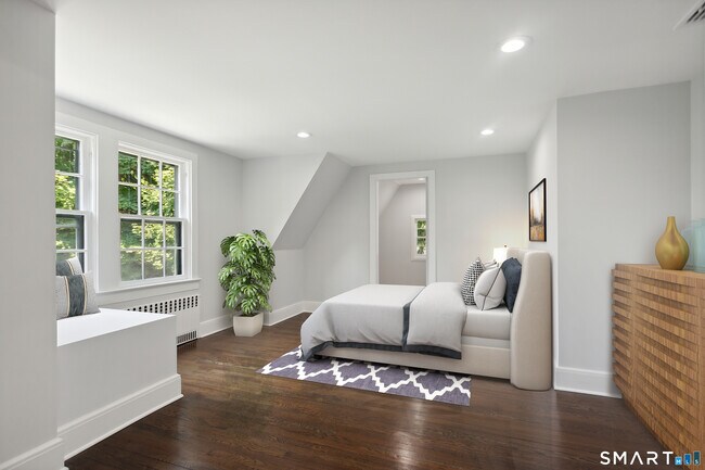 Building Photo - 106 Patterson Ave