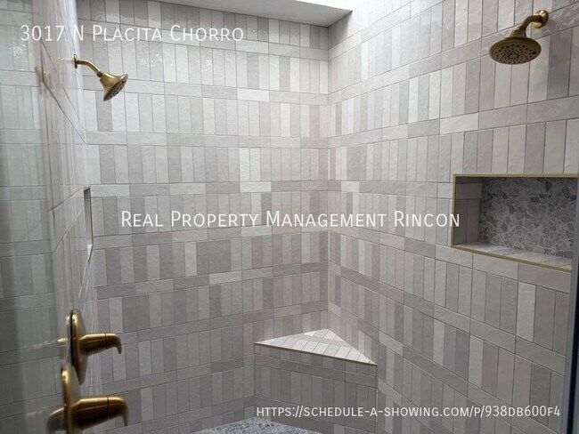 Building Photo - 3017 Placita Chorro