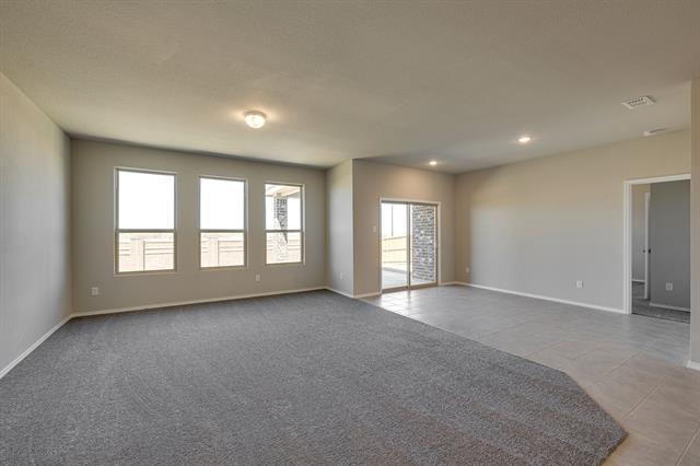 Building Photo - 2028 Gill Star Dr