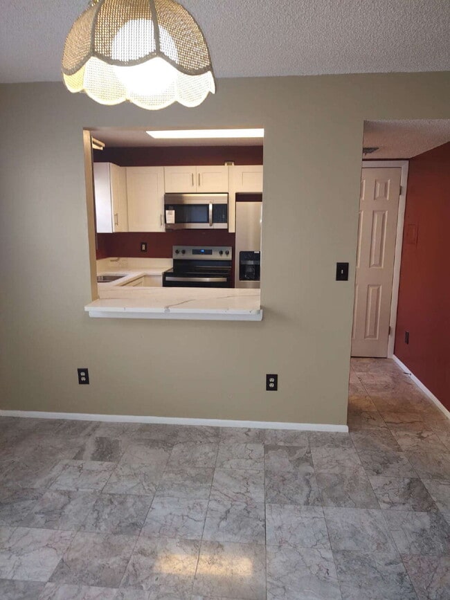 Building Photo - 420 N Bayshore Blvd