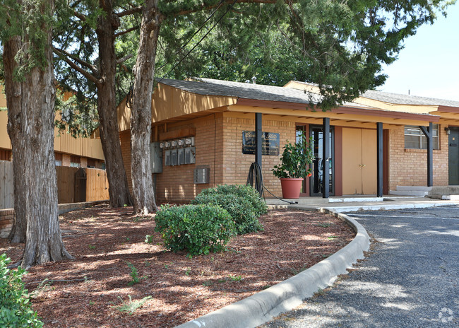 Leasing Office - Coronado Hills