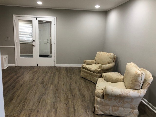 Building Photo - 614 Bay Tree Ct