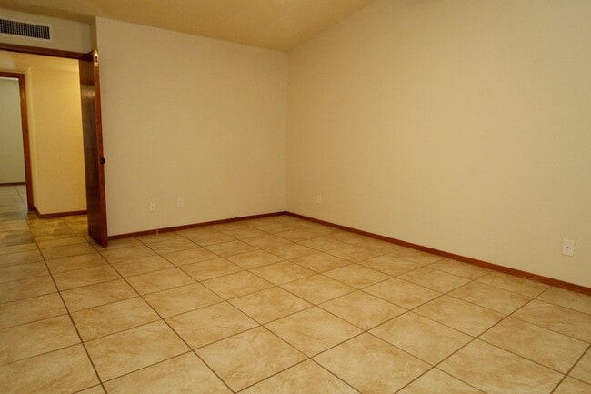 Building Photo - 1809 Pueblo Alegre Dr