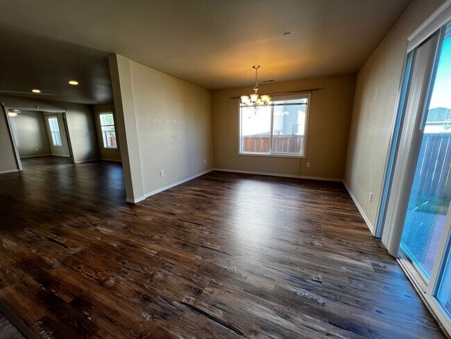 Building Photo - Dupont 3 bedroom Home for Rent