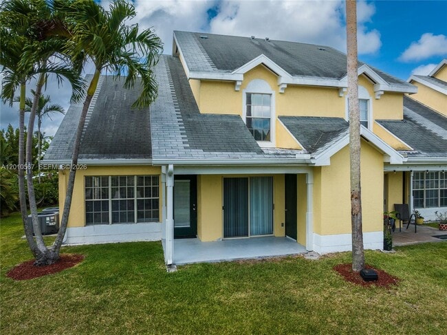 Building Photo - 6364 La Costa Dr