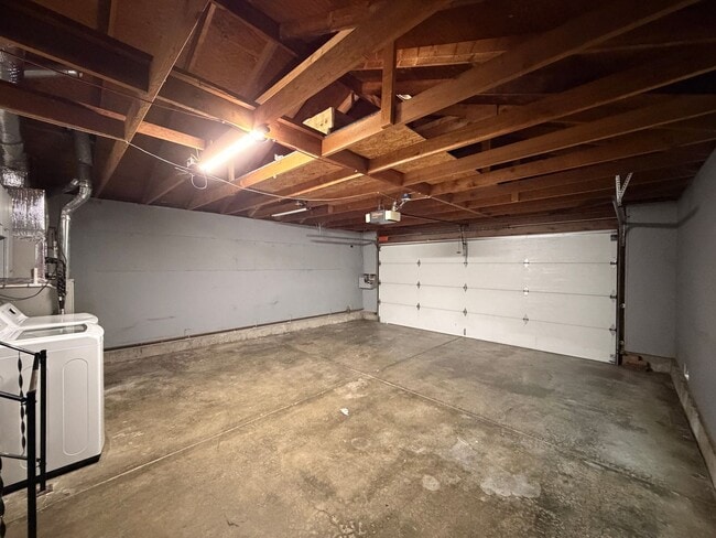 Building Photo - 5929 Mabie Ct