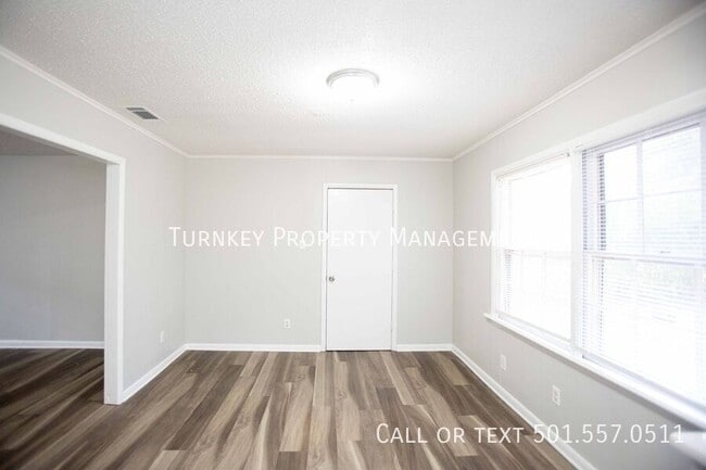 Building Photo - 4 Wynne Cir