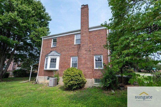 Building Photo - 1907 Glen Ridge Rd