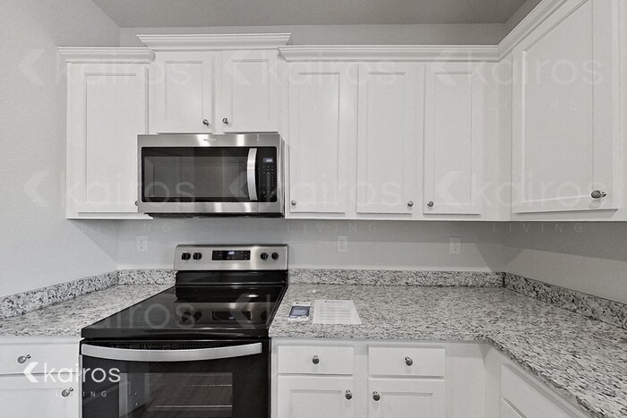 Building Photo - 3428 Bridgewood Dr