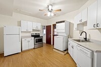 Building Photo - 129 S 18th St