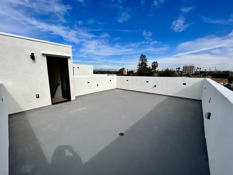 Building Photo - 5968 W 86th Pl