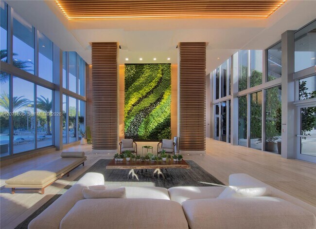 Building Photo - 16385 Biscayne Blvd