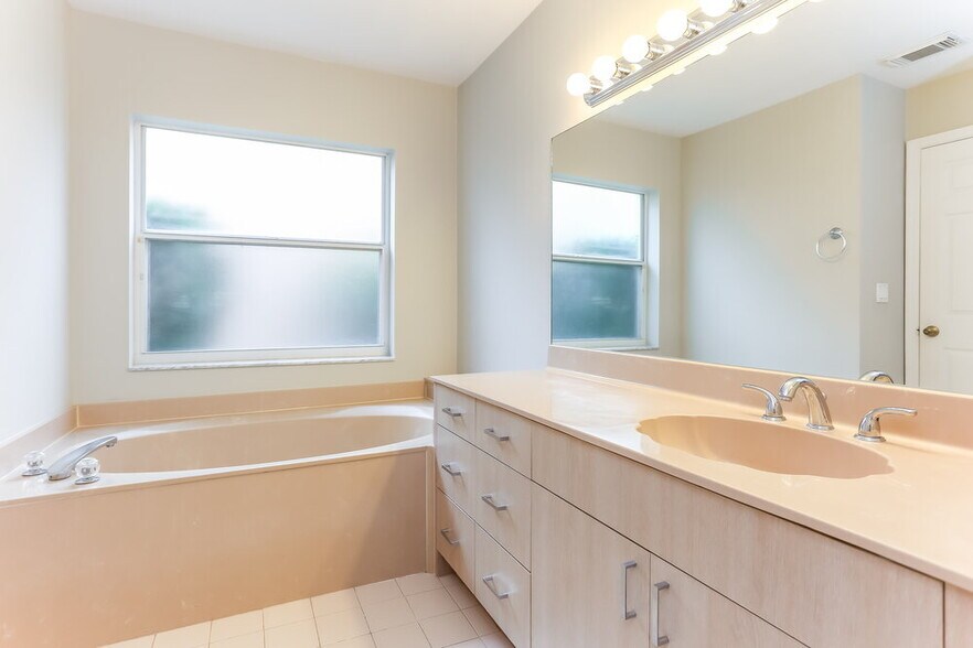 Building Photo - 18750 NW 1st St