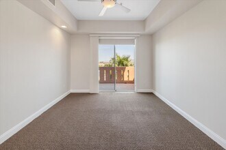 Building Photo - WHY RENT A HOUSE WHEN YOU CAN HAVE A PENTH...