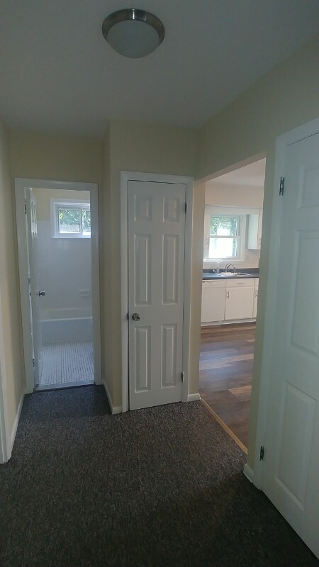 Building Photo - 321 Edgewood Ave