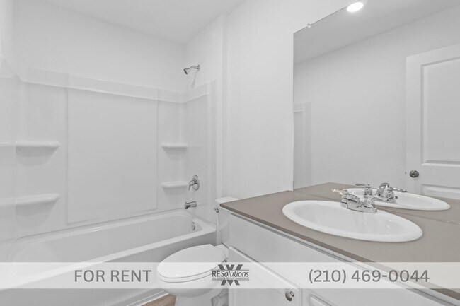 Building Photo - Newer 2023 home under $1,600 near Culebra, Government Canyon, SeaWorld, Northwest San Antonio, an...