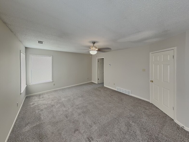 Building Photo - 7348 Ginger Snap Cove