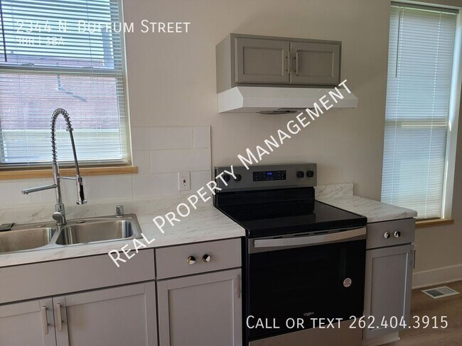 Building Photo - 2344 N Buffum St