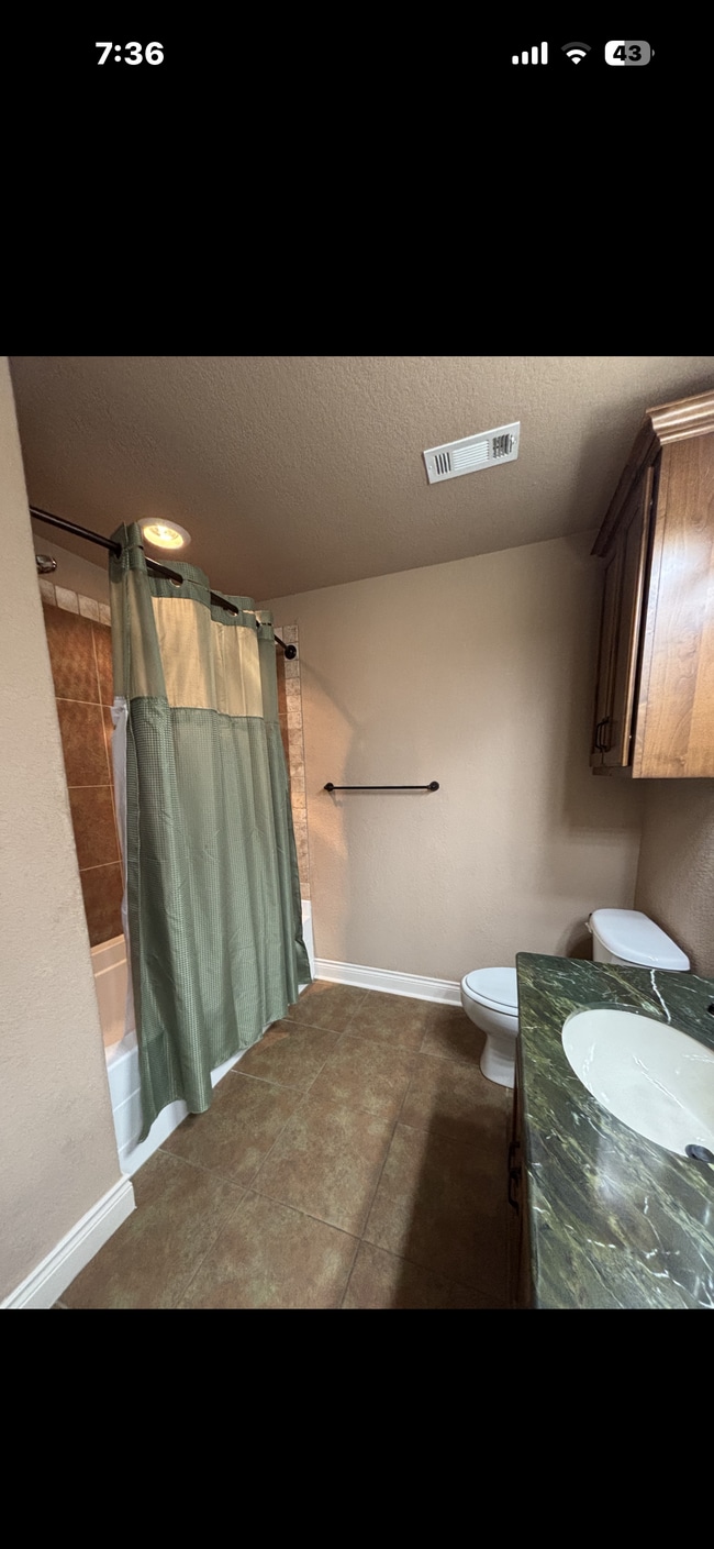 Building Photo - Branson Creek