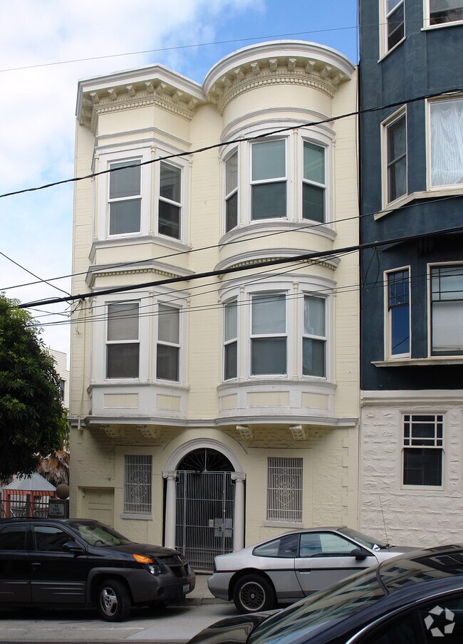 Building Photo - 1460 Washington St