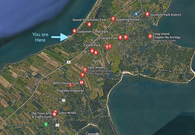 Building Photo - 415 Sound Ave