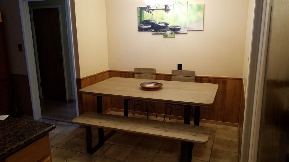 Building Photo - 40 Elysian Fields Dr