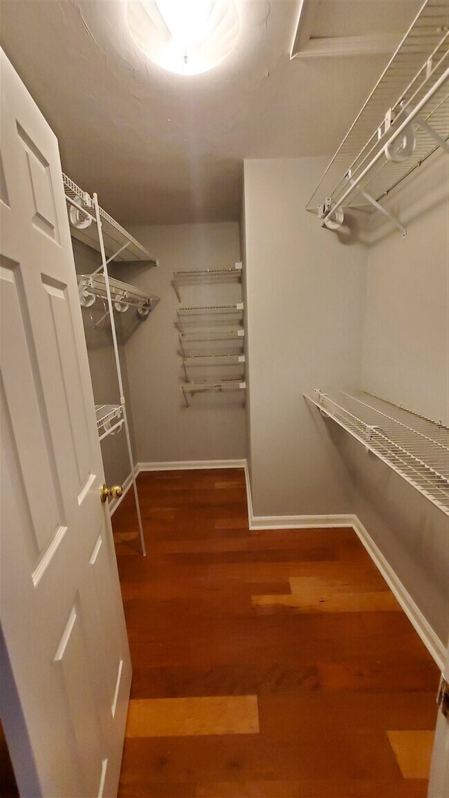Building Photo - 4914 Ballygar Dr