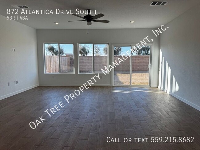 Building Photo - 872 Atlantica Dr S