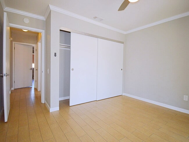 Building Photo - Cozy 3 bed 2 bath Cathedral City home