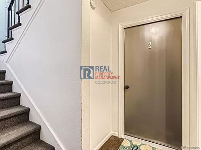 Building Photo - 9110 E Girard Ave